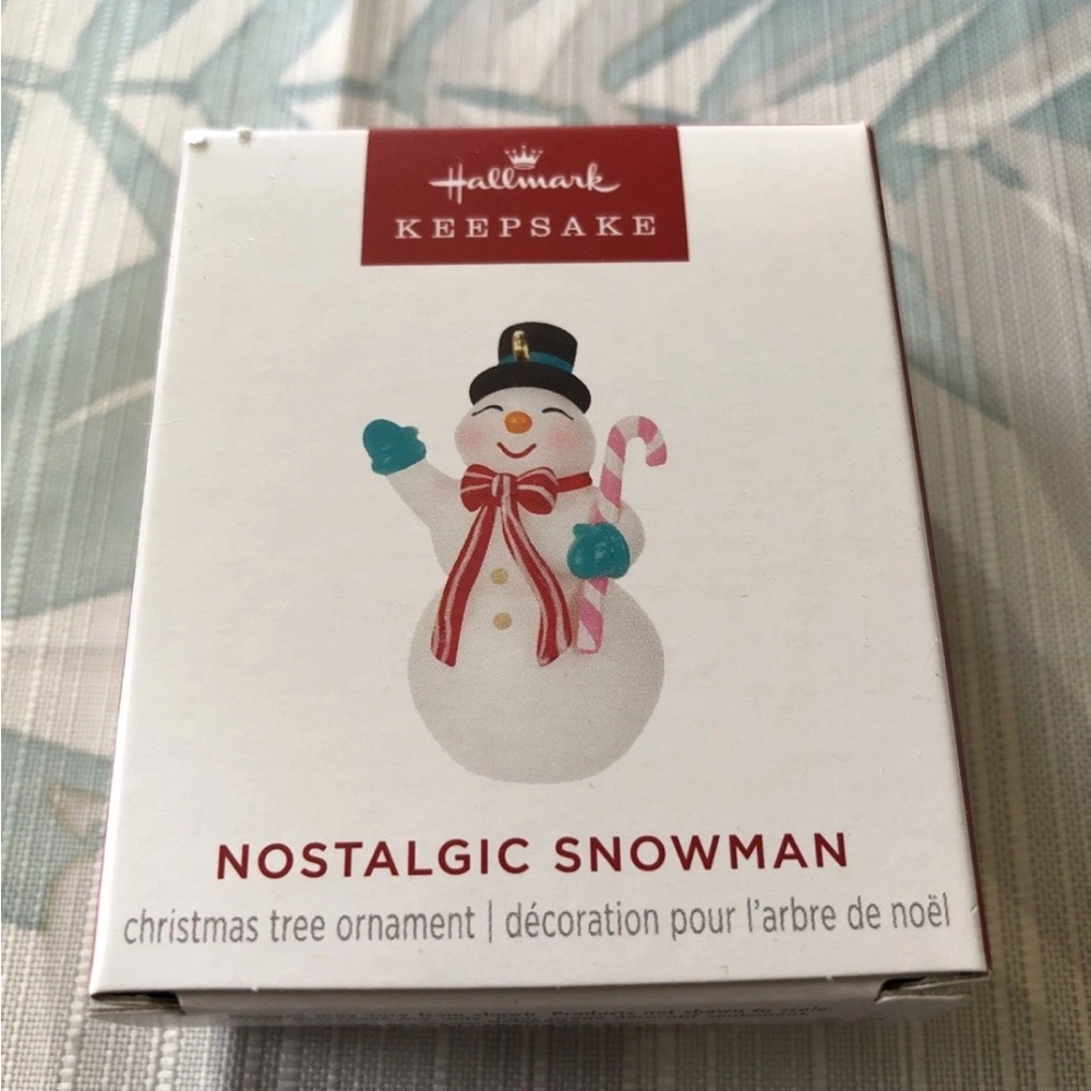 Hallmark “Nostalgic Snowman” Ornament - NEW